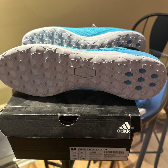 Adidas Predator Indoor Size 10 - Picture 2 of 3